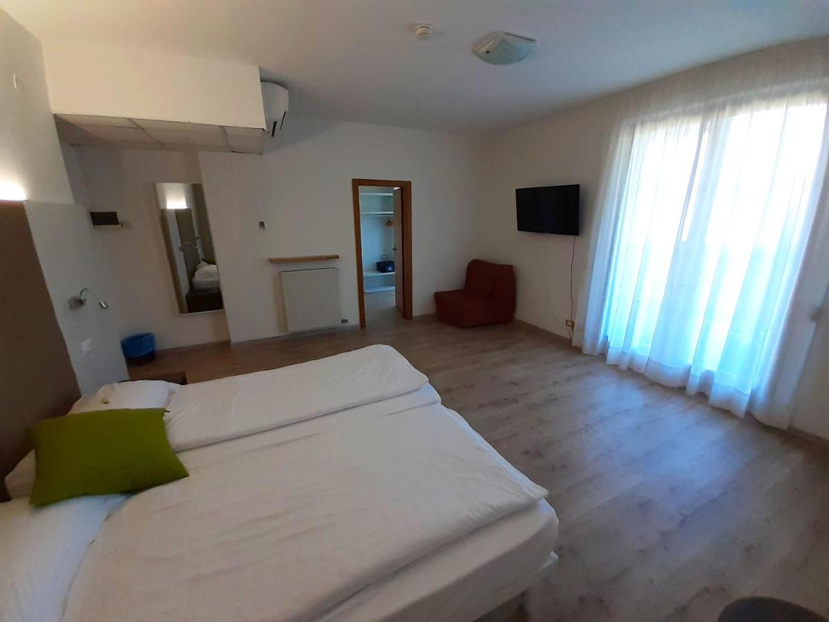 Park Hotel Val Di Monte ***S مالتشيزينيه المظهر الخارجي الصورة